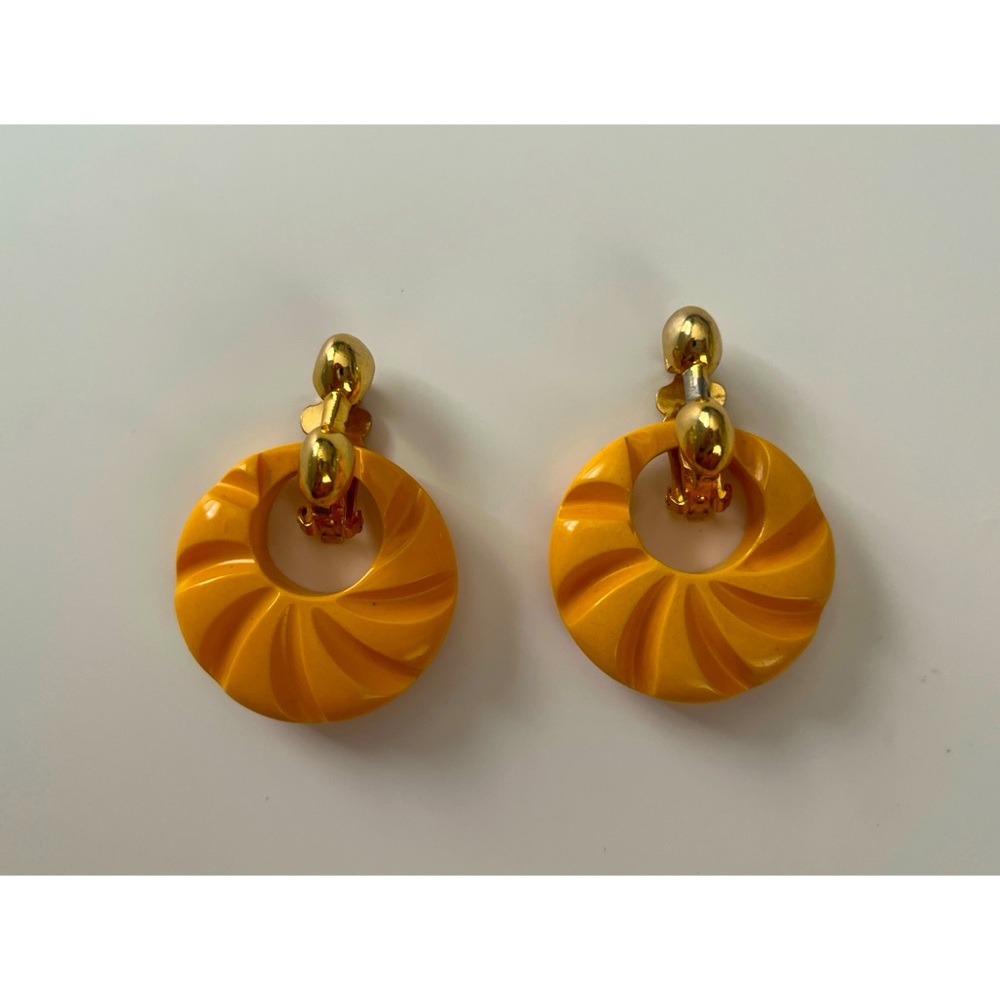 Vintage Kenneth Lane Interchangeable Clip-on Earrings